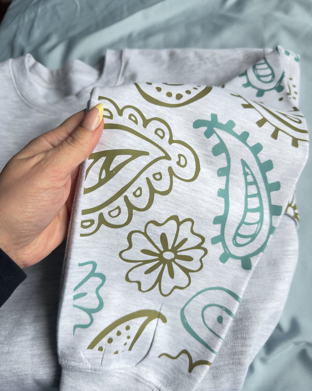 Bandana Crewneck