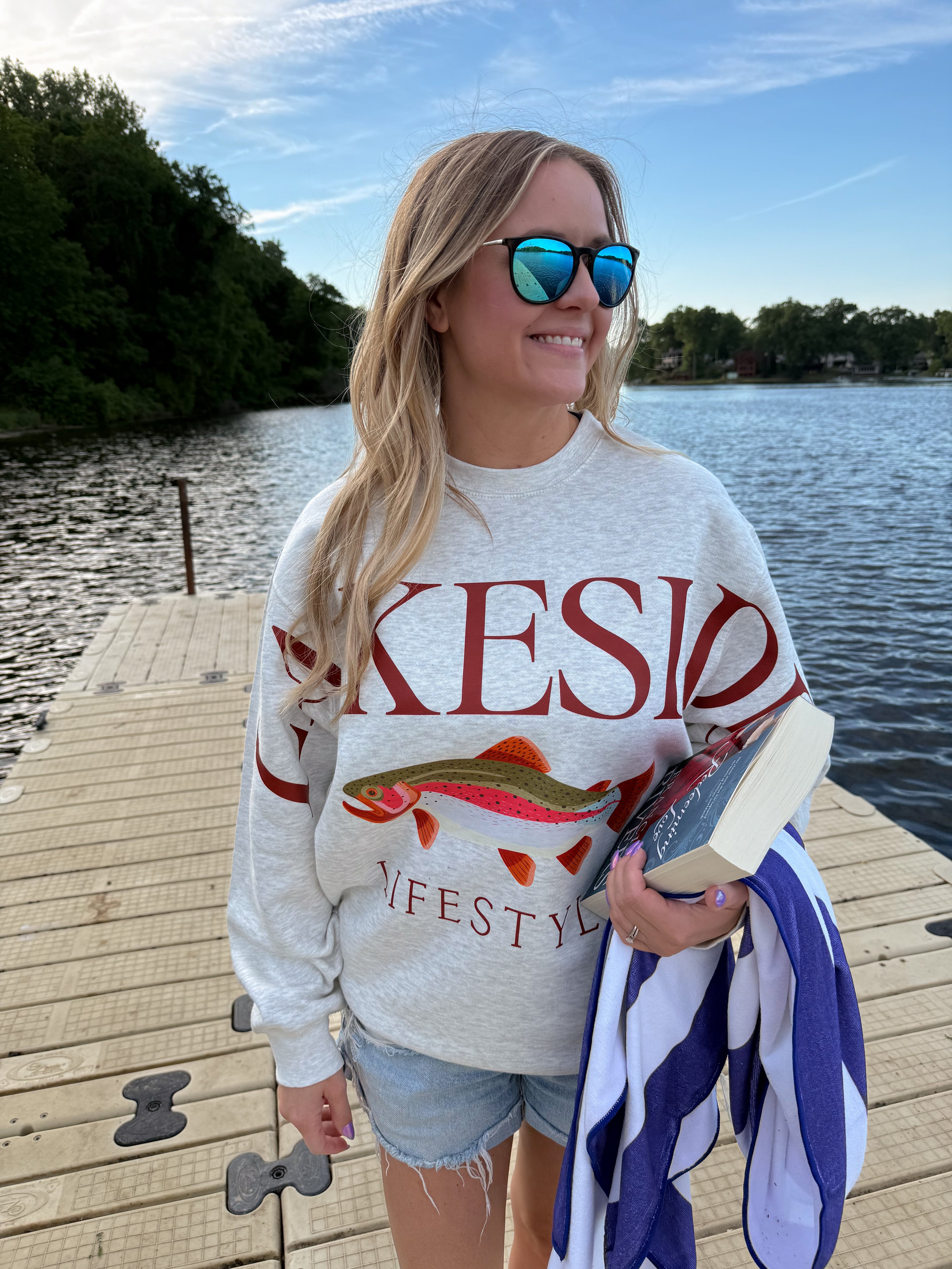Lakeside Lifestyle Crewneck